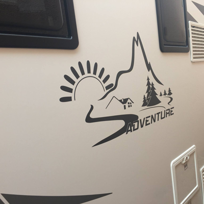 stickers adventure montagne